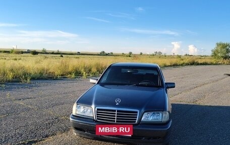 Mercedes-Benz C-Класс, 2000 год, 380 000 рублей, 3 фотография