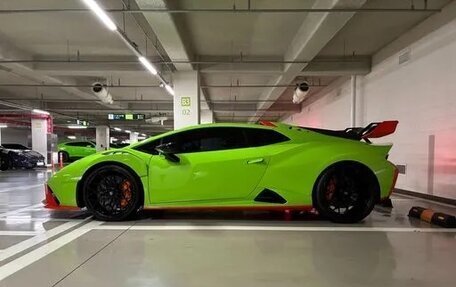 Lamborghini Huracán, 2022 год, 30 470 000 рублей, 11 фотография