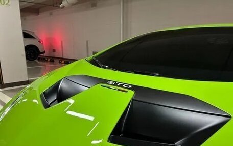 Lamborghini Huracán, 2022 год, 30 470 000 рублей, 13 фотография