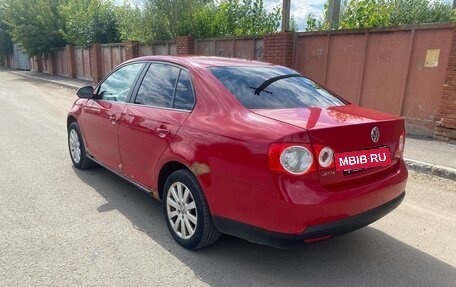 Volkswagen Jetta VI, 2009 год, 460 000 рублей, 2 фотография