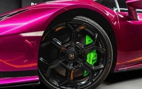 Lamborghini Huracán, 2024 год, 39 420 000 рублей, 11 фотография