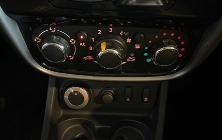 Renault Duster I рестайлинг, 2013 год, 925 000 рублей, 15 фотография
