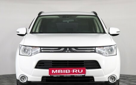 Mitsubishi Outlander III рестайлинг 3, 2013 год, 1 547 000 рублей, 2 фотография