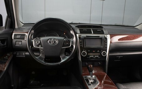 Toyota Camry, 2014 год, 1 920 000 рублей, 5 фотография
