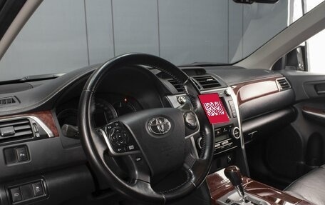 Toyota Camry, 2014 год, 1 920 000 рублей, 8 фотография