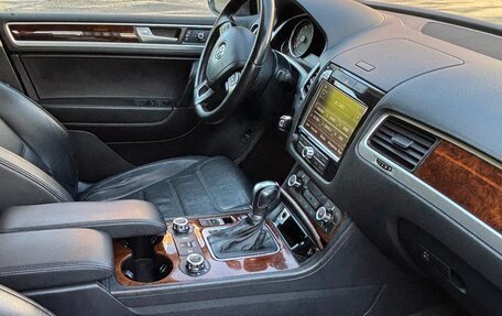 Volkswagen Touareg III, 2013 год, 2 400 000 рублей, 6 фотография