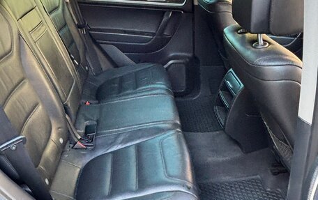 Volkswagen Touareg III, 2013 год, 2 400 000 рублей, 22 фотография