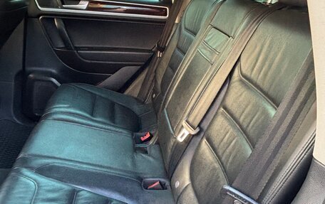 Volkswagen Touareg III, 2013 год, 2 400 000 рублей, 23 фотография
