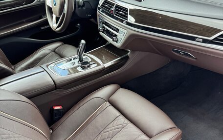 BMW 7 серия, 2017 год, 4 200 000 рублей, 8 фотография