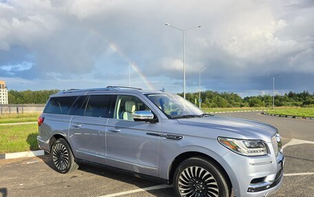 Lincoln Navigator, 2020 год, 9 000 000 рублей, 5 фотография