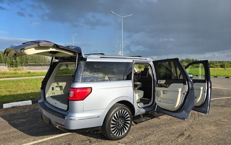 Lincoln Navigator, 2020 год, 9 000 000 рублей, 15 фотография