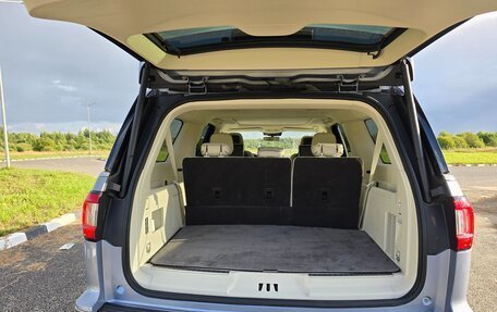 Lincoln Navigator, 2020 год, 9 000 000 рублей, 17 фотография