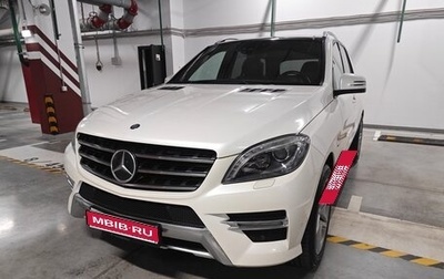 Mercedes-Benz M-Класс, 2012 год, 2 300 000 рублей, 1 фотография