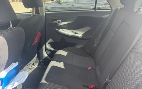 Toyota Corolla, 2011 год, 1 100 000 рублей, 6 фотография