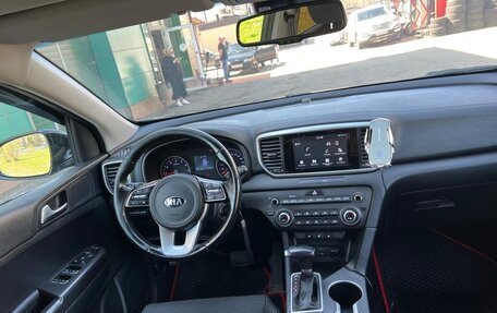 KIA Sportage IV рестайлинг, 2018 год, 1 880 000 рублей, 9 фотография