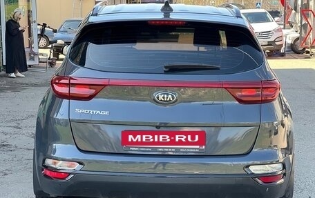 KIA Sportage IV рестайлинг, 2018 год, 1 880 000 рублей, 14 фотография
