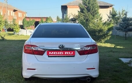 Toyota Camry, 2012 год, 1 320 000 рублей, 4 фотография
