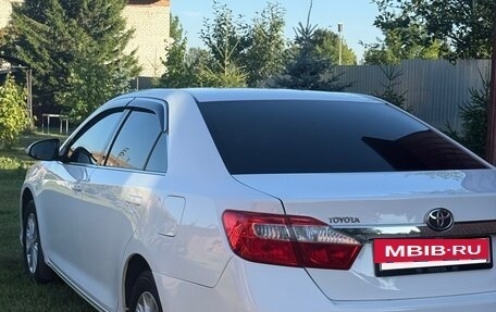 Toyota Camry, 2012 год, 1 320 000 рублей, 6 фотография