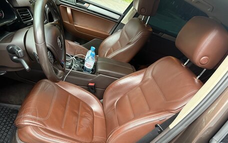 Volkswagen Touareg III, 2011 год, 2 450 000 рублей, 9 фотография