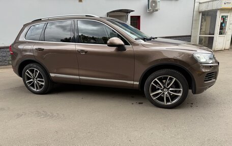 Volkswagen Touareg III, 2011 год, 2 450 000 рублей, 6 фотография