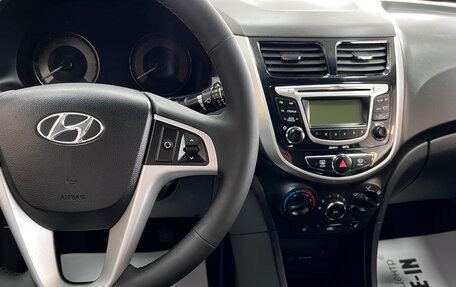 Hyundai Solaris II рестайлинг, 2011 год, 745 000 рублей, 16 фотография