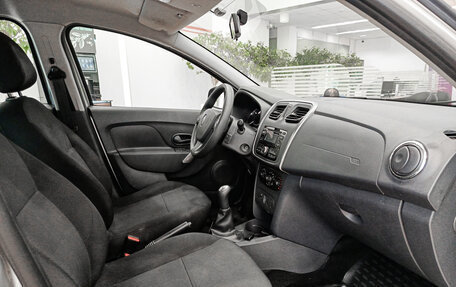 Renault Sandero II рестайлинг, 2016 год, 688 000 рублей, 13 фотография