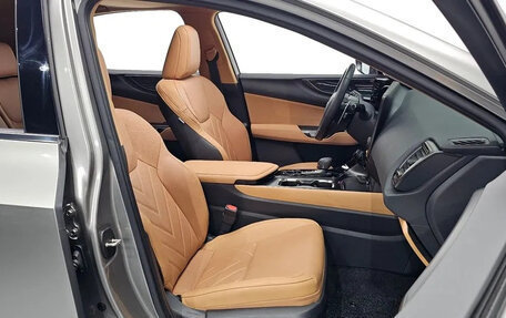 Lexus NX, 2023 год, 5 200 000 рублей, 10 фотография