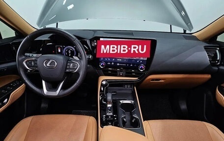 Lexus NX, 2023 год, 5 200 000 рублей, 9 фотография