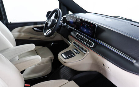 Mercedes-Benz V-Класс, 2024 год, 17 600 000 рублей, 19 фотография