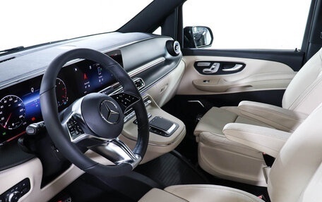 Mercedes-Benz V-Класс, 2024 год, 17 600 000 рублей, 10 фотография