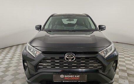 Toyota RAV4, 2020 год, 2 950 000 рублей, 2 фотография