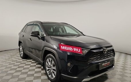 Toyota RAV4, 2020 год, 2 950 000 рублей, 3 фотография