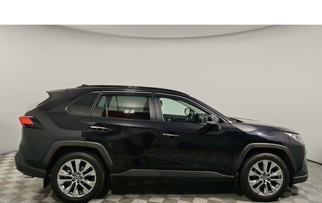 Toyota RAV4, 2020 год, 2 950 000 рублей, 4 фотография