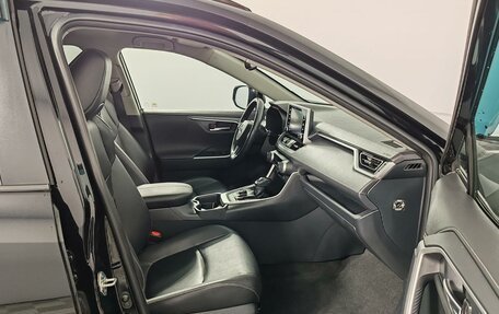 Toyota RAV4, 2020 год, 2 950 000 рублей, 19 фотография
