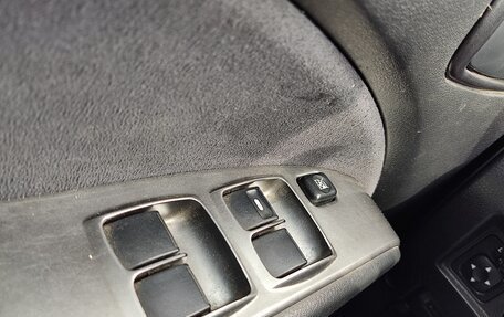 Mitsubishi Outlander III рестайлинг 3, 2007 год, 710 000 рублей, 12 фотография