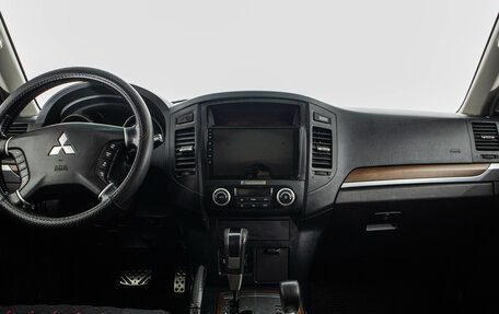 Mitsubishi Pajero IV, 2007 год, 1 399 000 рублей, 14 фотография