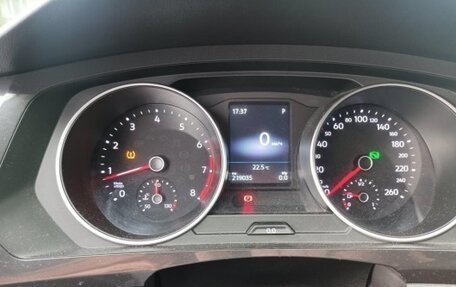 Volkswagen Tiguan II, 2017 год, 1 870 000 рублей, 14 фотография