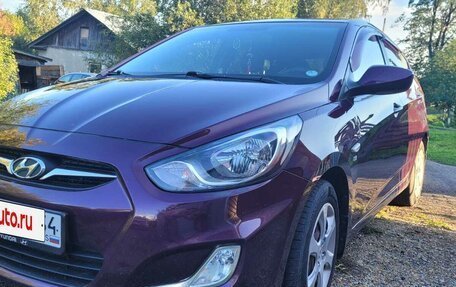 Hyundai Solaris II рестайлинг, 2012 год, 850 000 рублей, 1 фотография