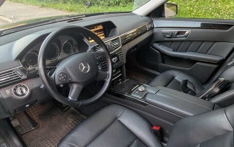 Mercedes-Benz E-Класс, 2011 год, 1 890 000 рублей, 11 фотография