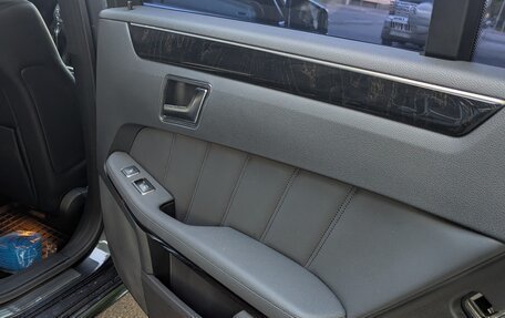 Mercedes-Benz E-Класс, 2011 год, 1 890 000 рублей, 24 фотография