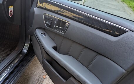 Mercedes-Benz E-Класс, 2011 год, 1 890 000 рублей, 26 фотография