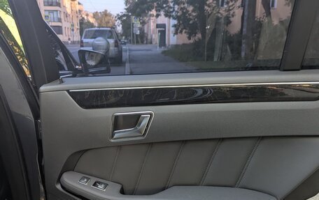 Mercedes-Benz E-Класс, 2011 год, 1 890 000 рублей, 25 фотография