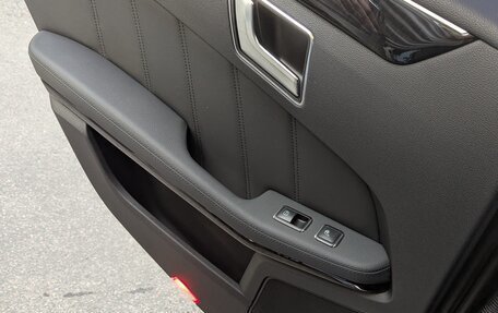 Mercedes-Benz E-Класс, 2011 год, 1 890 000 рублей, 21 фотография