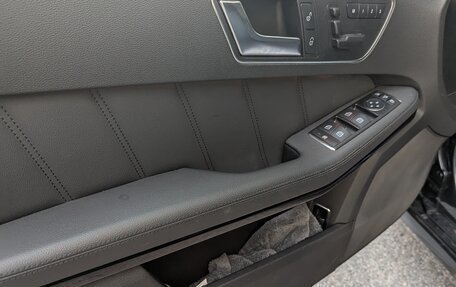 Mercedes-Benz E-Класс, 2011 год, 1 890 000 рублей, 22 фотография