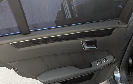 Mercedes-Benz E-Класс, 2011 год, 1 890 000 рублей, 23 фотография