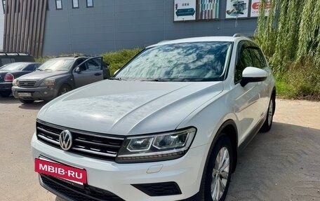 Volkswagen Tiguan II, 2017 год, 1 840 000 рублей, 3 фотография
