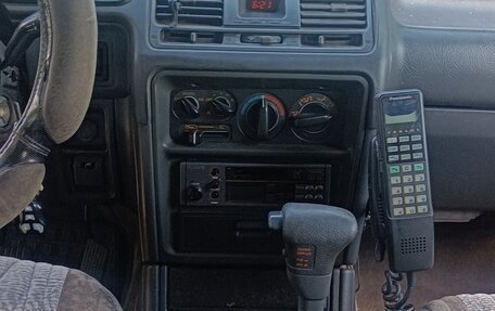 Mitsubishi Pajero III рестайлинг, 1992 год, 1 000 000 рублей, 8 фотография