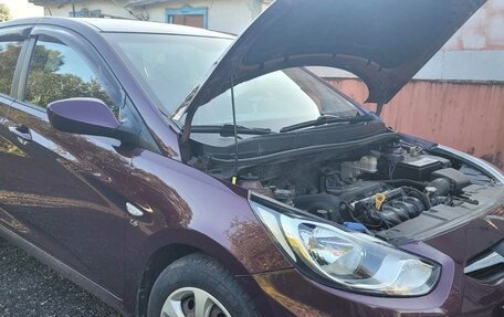 Hyundai Solaris II рестайлинг, 2012 год, 850 000 рублей, 5 фотография