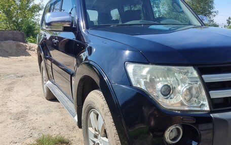 Mitsubishi Pajero IV, 2007 год, 1 730 000 рублей, 22 фотография