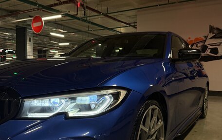 BMW 3 серия, 2019 год, 3 890 000 рублей, 15 фотография